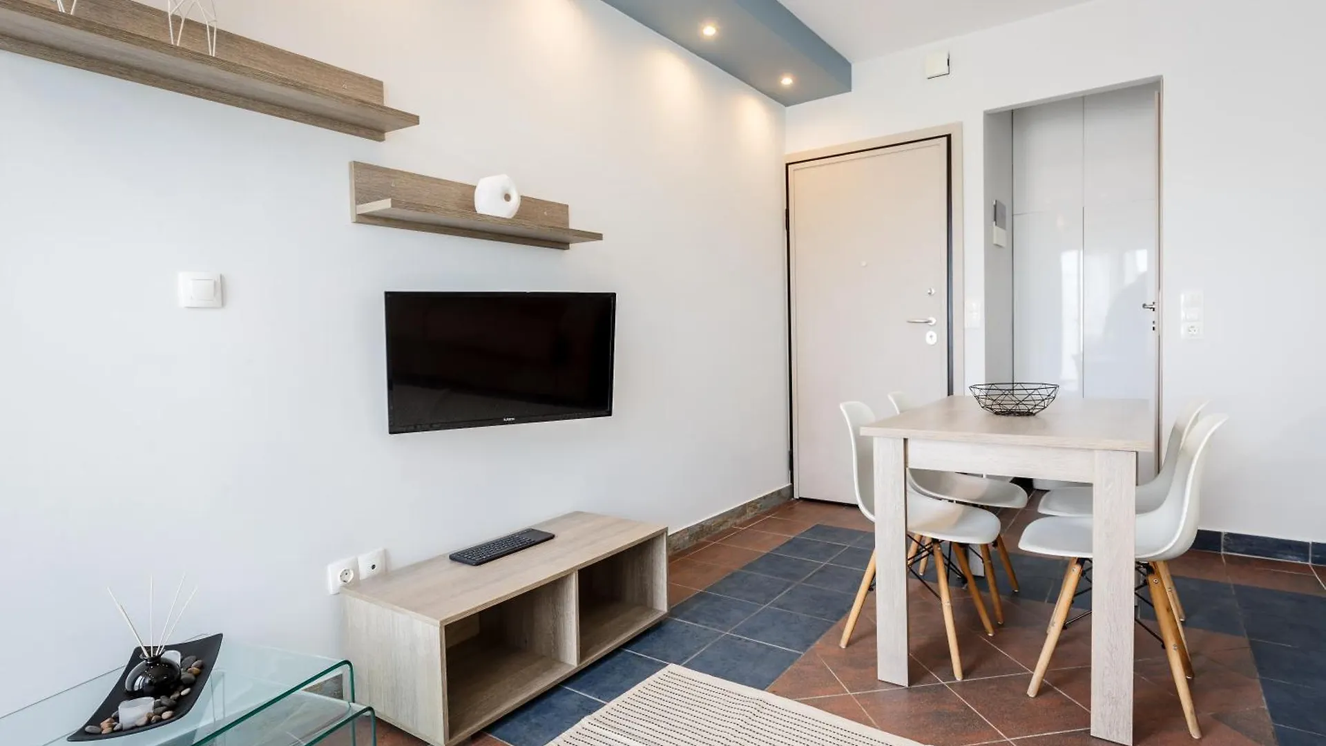 Evel'S Home Suites Thessaloniki Apartment